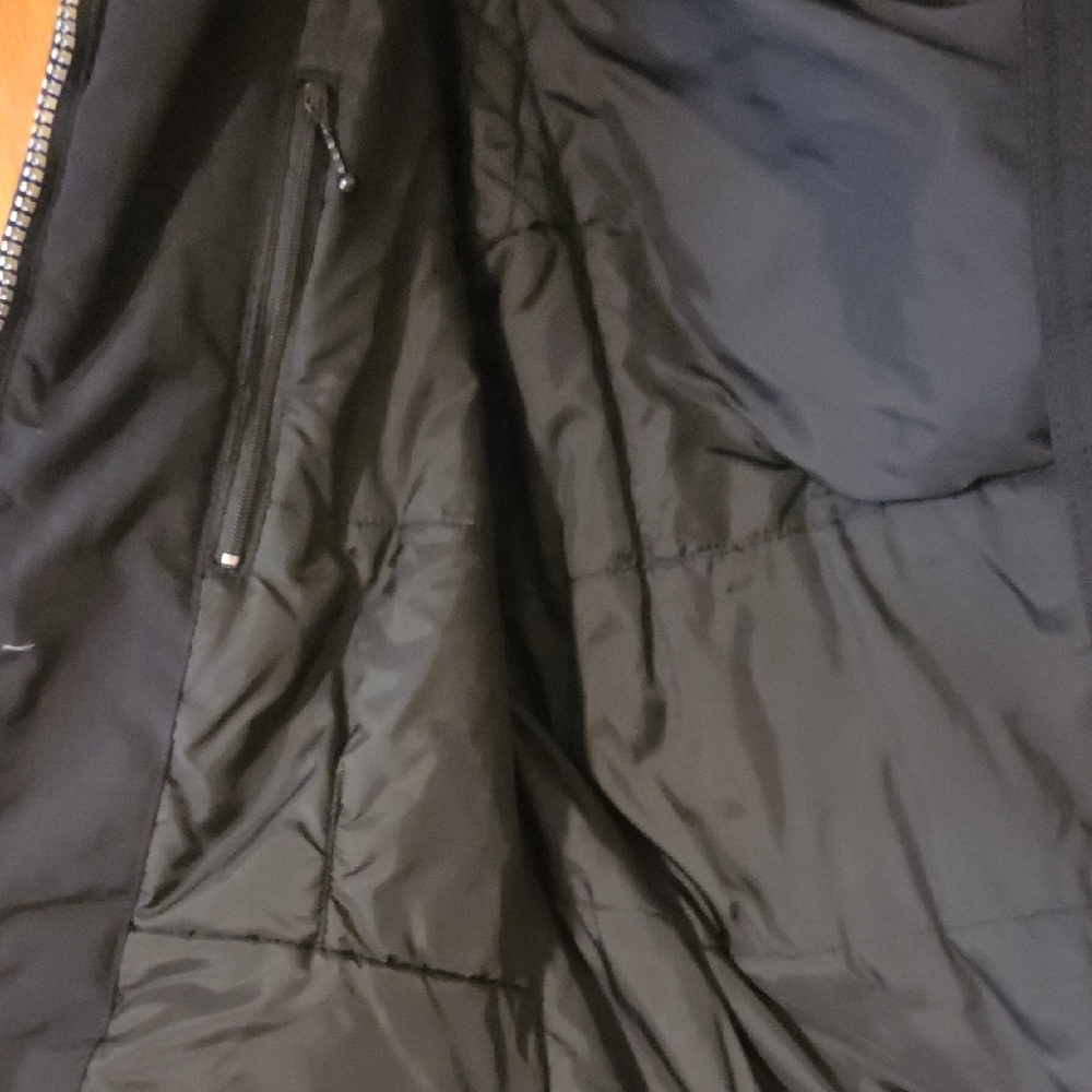 Obermeyer Black Performance Jacket - Picture 4 of 11